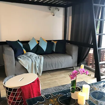 Romantic Getaway Next To The Castle Of Appartement