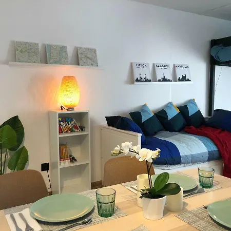 Appartement Romantic Getaway Next To The Castle Of *